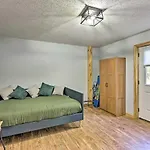 Albrightsville Escape With Game Room And Deck!