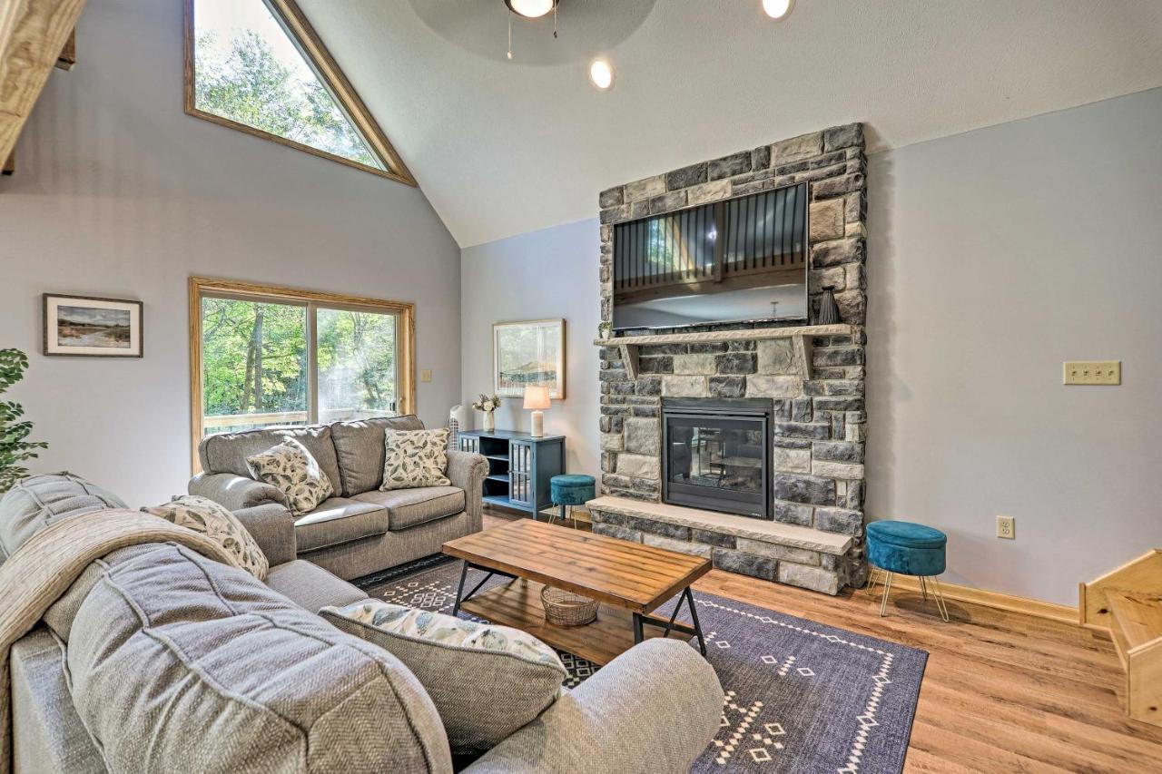 Holiday home Escape With Game And Deck! Albrightsville